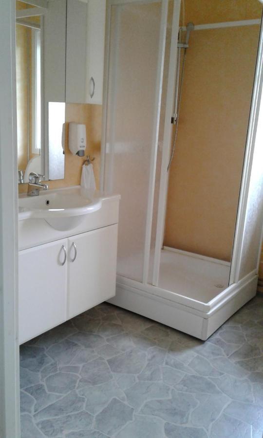 Furoy Hotel Apartments And Boating Sorreisa المظهر الخارجي الصورة